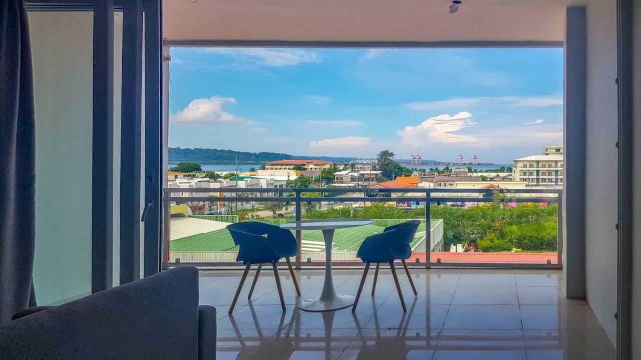 Chequers Suites Subic Bay Olongapo Exterior foto